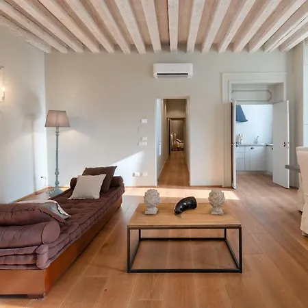 Bridge Of Sighs Luxurious *